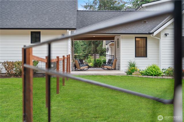 1906 Journeys End Lane, Camano Island, WA 98282