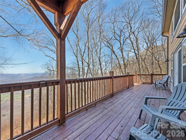 188 Bear Track Trail, Maggie Valley, NC 28751