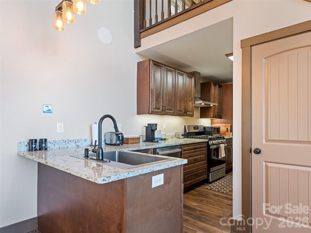 188 Bear Track Trail, Maggie Valley, NC 28751