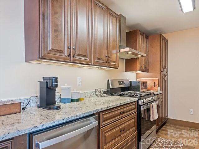 188 Bear Track Trail, Maggie Valley, NC 28751