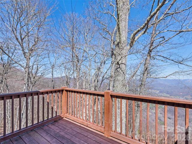 188 Bear Track Trail, Maggie Valley, NC 28751