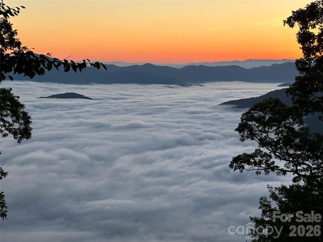 188 Bear Track Trail, Maggie Valley, NC 28751