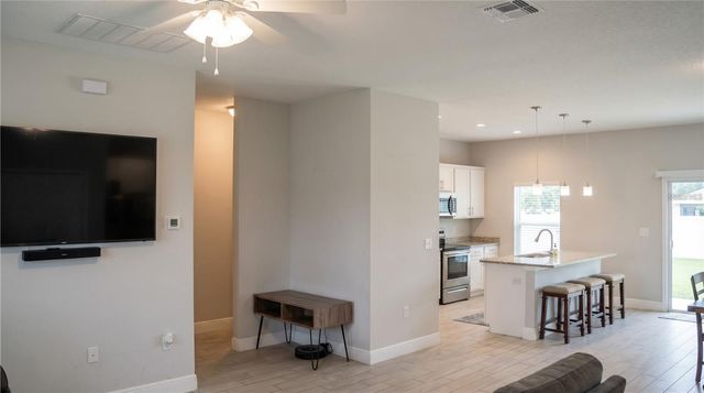 276 SUNRISE BOULEVARD, Debary, FL 32713