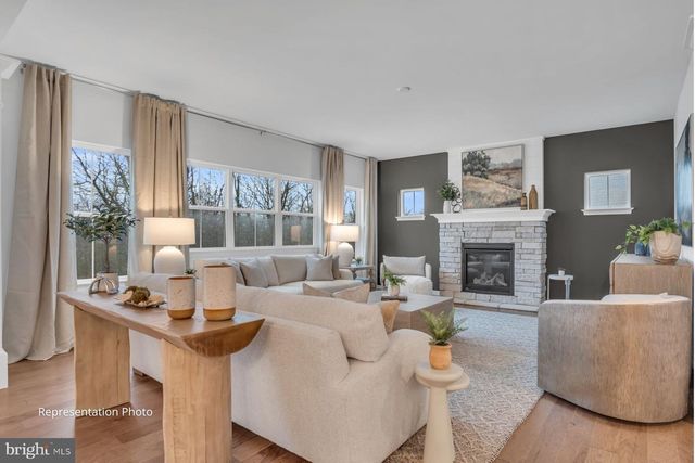 2040 N FALL HARVEST DR #059, Mechanicsburg, PA 17055