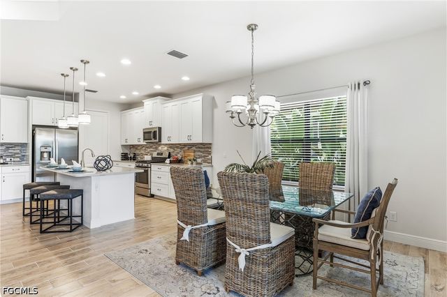 7754 Cypress Walk DR, Fort Myers, FL 33966