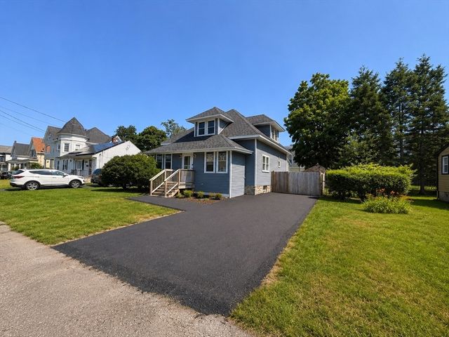 32 Sycamore Ave, Brockton, MA 02301