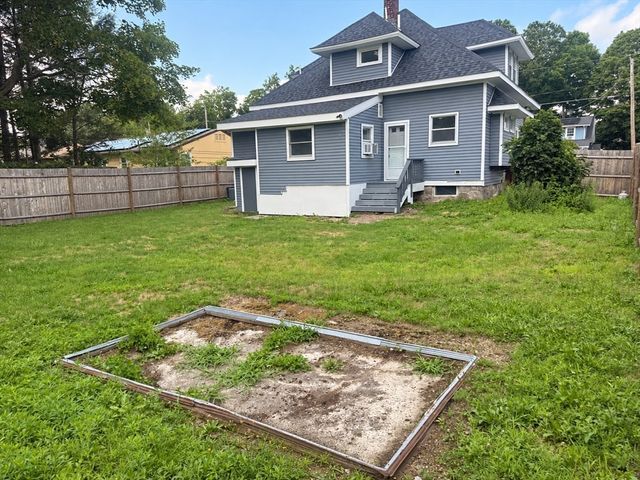 32 Sycamore Ave, Brockton, MA 02301