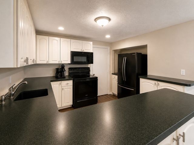 32 Sycamore Ave, Brockton, MA 02301