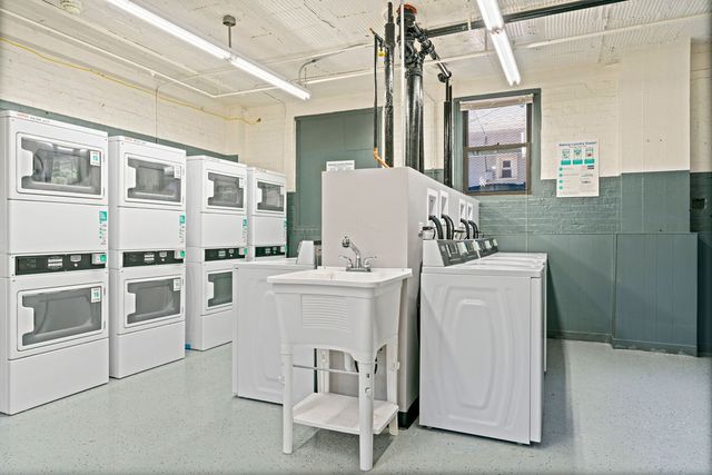 6230 N Kenmore Avenue 505, Chicago, IL 60660