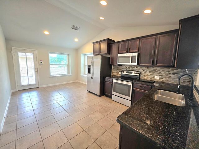 517 Heritage Springs TRL, Round Rock, TX 78664