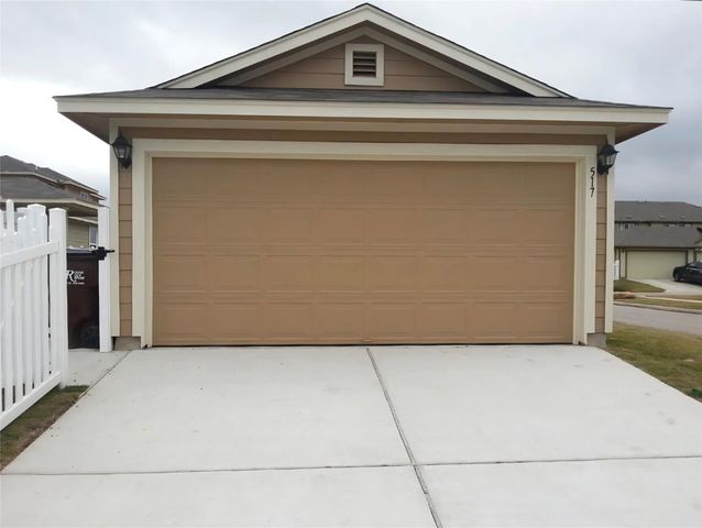 517 Heritage Springs TRL, Round Rock, TX 78664
