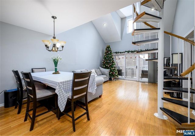 900 Valley Road D010, Clifton, NJ 07013