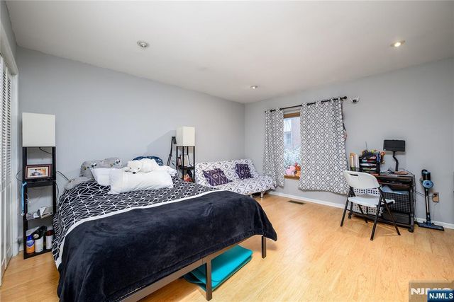 900 Valley Road D010, Clifton, NJ 07013