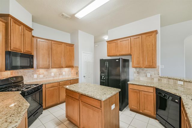 2922 Lemmingham Drive, Spring, TX 77388
