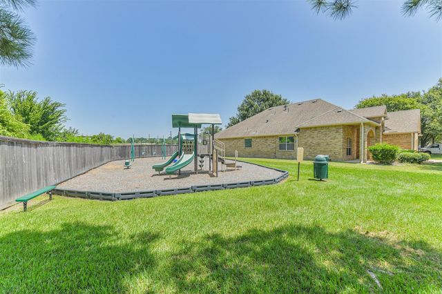 2922 Lemmingham Drive, Spring, TX 77388