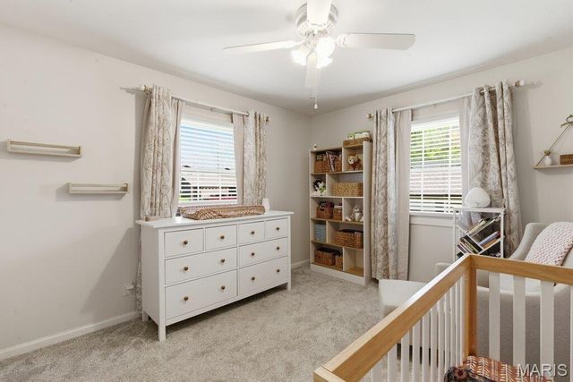127 E Marseille Drive, St Louis, MO 63129