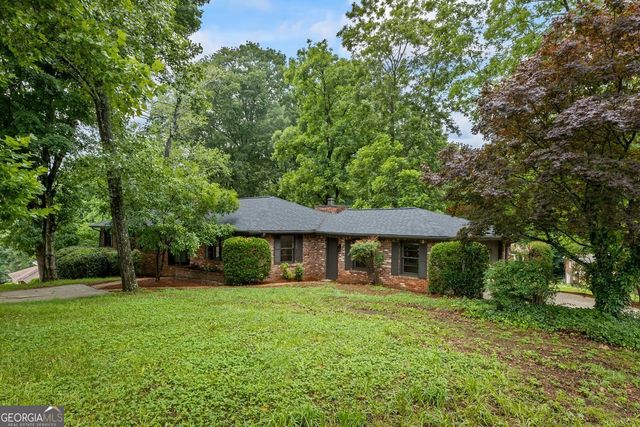 1124 Ponderosa Park Drive, Forest Park, GA 30297