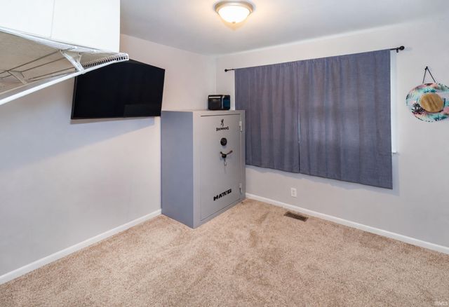3100 Ridgewood Drive, Evansville, IN 47711