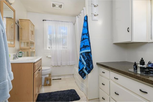 711 N Main St, Jackson, CA 95642