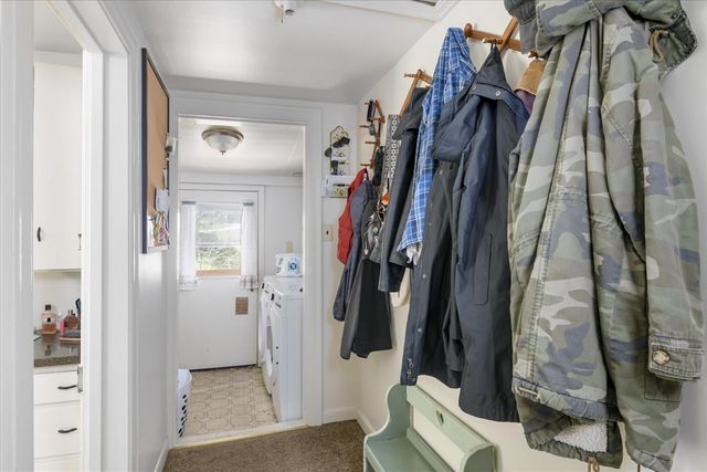 711 N Main St, Jackson, CA 95642