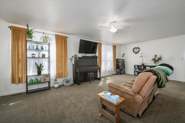 711 N Main St, Jackson, CA 95642