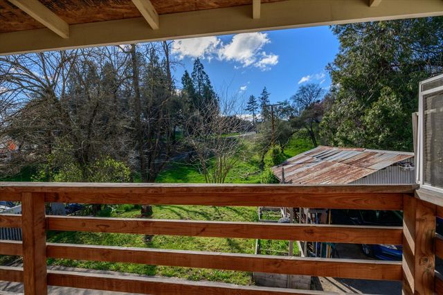 711 N Main St, Jackson, CA 95642