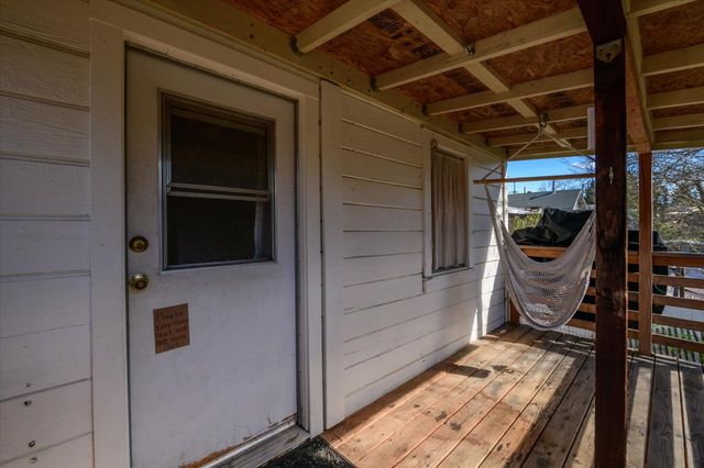 711 N Main St, Jackson, CA 95642