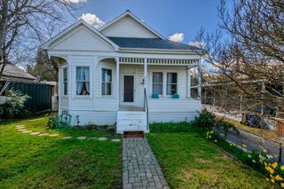 711 N Main St, Jackson, CA 95642