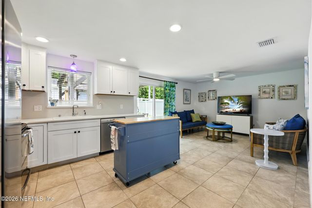 2734 COLONIES Drive, Jacksonville Beach, FL 32250