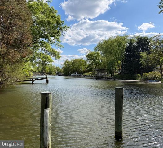 996 HEADWATER RD, Annapolis, MD 21403