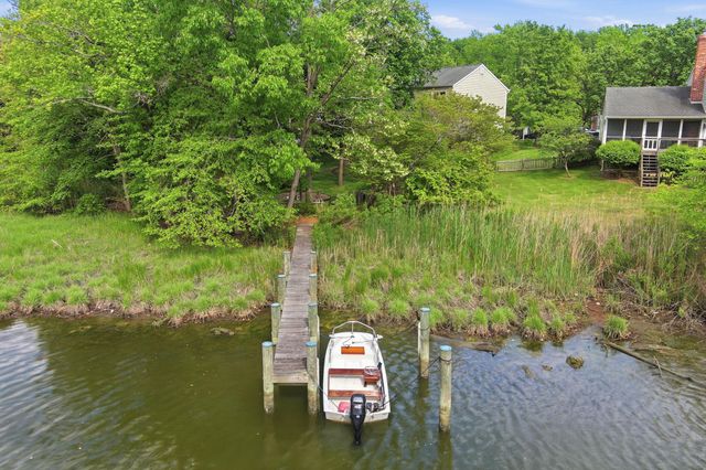 996 HEADWATER RD, Annapolis, MD 21403