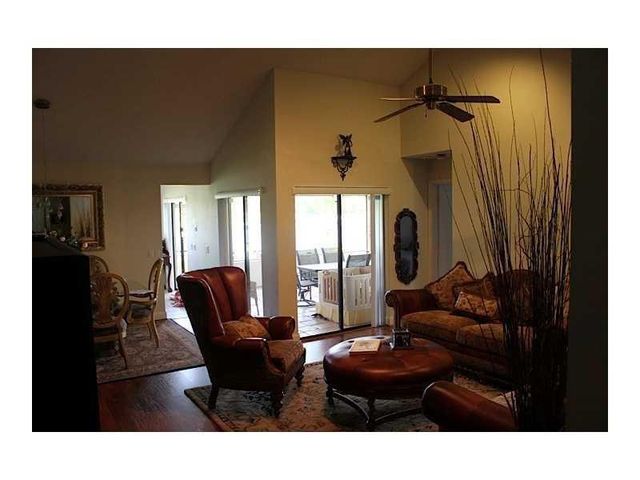 2330 Columbia, Weston, FL 33326