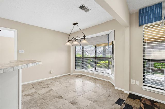 112 Quiet Wind Drive, Conroe, TX 77356