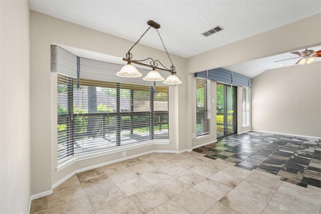 112 Quiet Wind Drive, Conroe, TX 77356