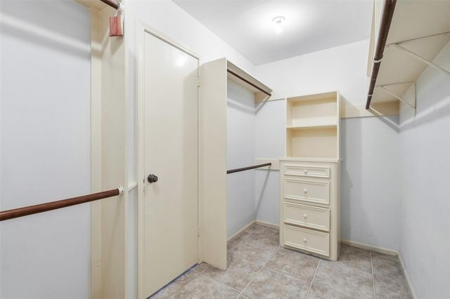 112 Quiet Wind Drive, Conroe, TX 77356