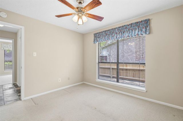 112 Quiet Wind Drive, Conroe, TX 77356