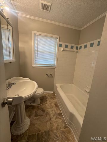 1135 14th Place E, Tuscaloosa, AL 35404