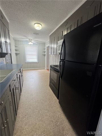 1135 14th Place E, Tuscaloosa, AL 35404