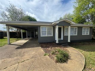 1135 14th Place E, Tuscaloosa, AL 35404