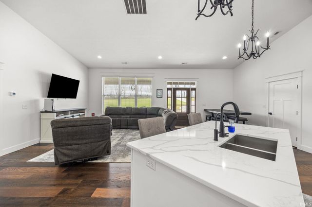 7440 Preflight Path, Lafayette, IN 47909