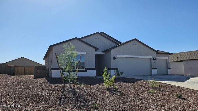 305 W Aberdeen Street, Vail, AZ 85641