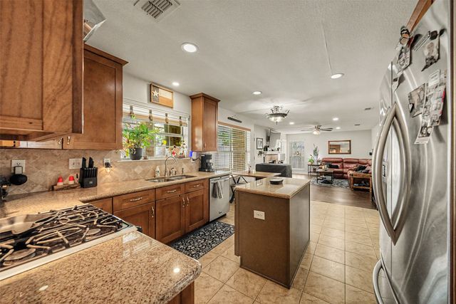 7228 Mesa Verde Trail, Fort Worth, TX 76137