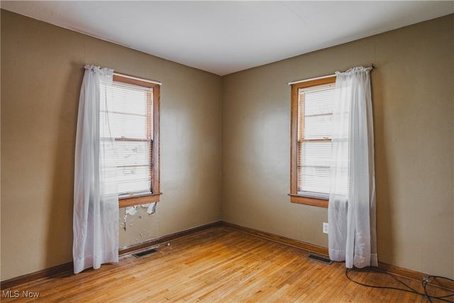 505 27th Street, Vienna, WV 26105