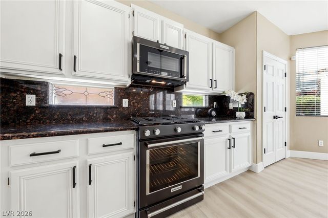 2551 Williamsburg Street, Henderson, NV 89052