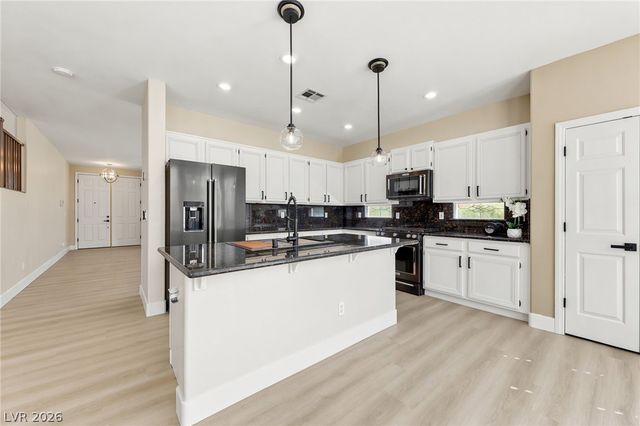 2551 Williamsburg Street, Henderson, NV 89052
