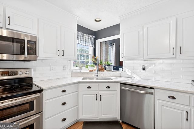 69 Siding Lane, Jefferson, GA 30549