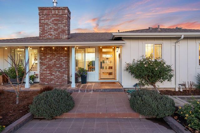 10500 Travis Court, Gilroy, CA 95020