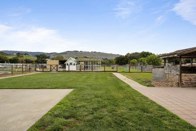 10500 Travis Court, Gilroy, CA 95020