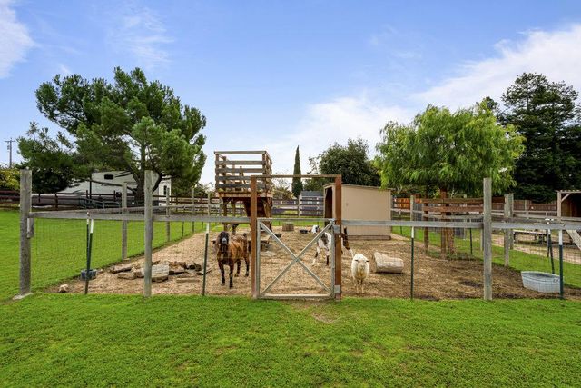 10500 Travis Court, Gilroy, CA 95020