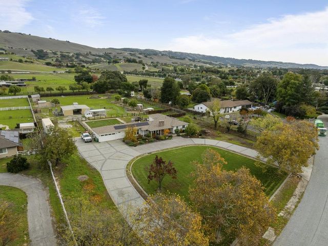 10500 Travis Court, Gilroy, CA 95020